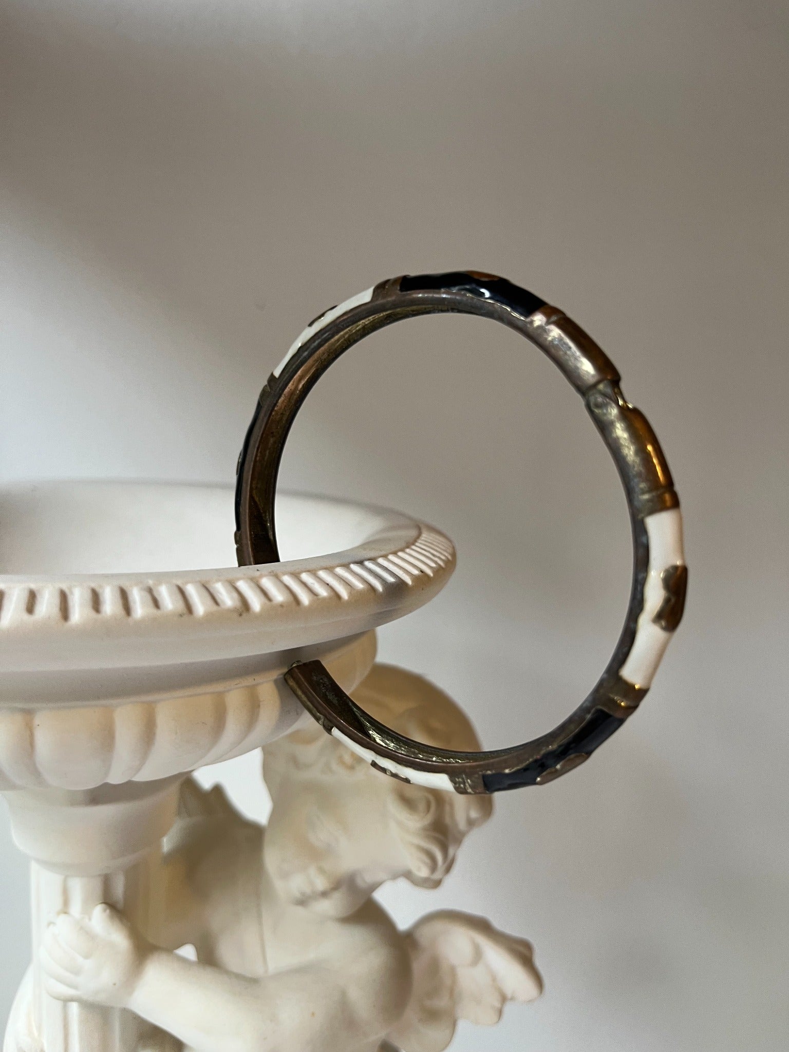 Vintage black and white enamel bangle bracelet