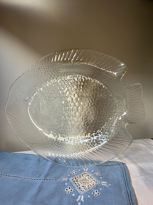 Vintage clear glass fish-shaped serving platter front