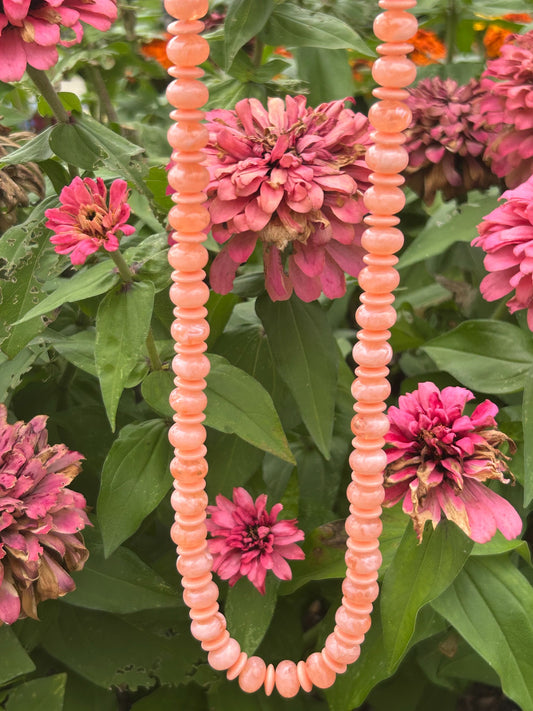 Vintage coral pink sculptural bead necklace