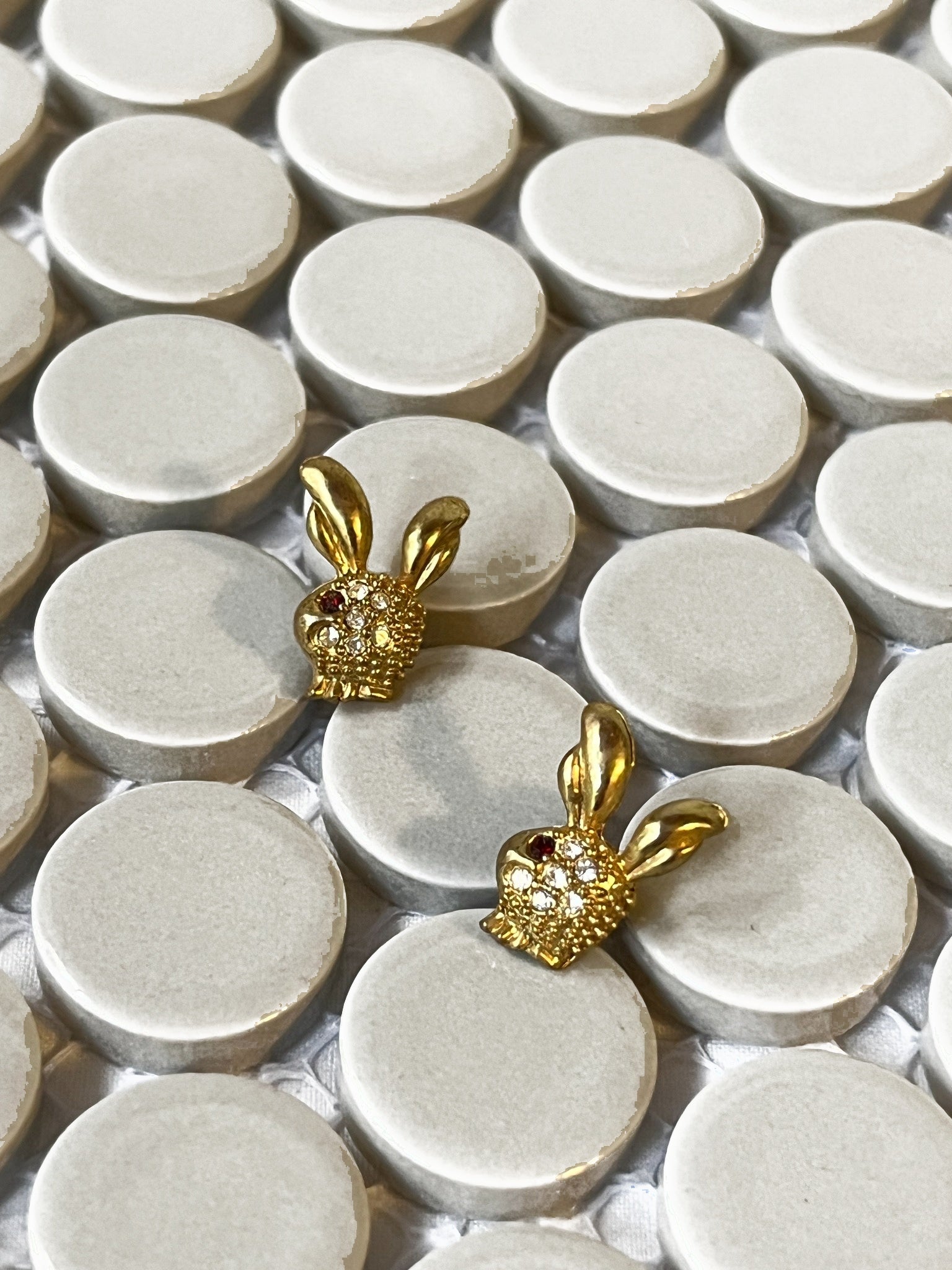 Vintage gold-tone rhinestone bunny stud earrings