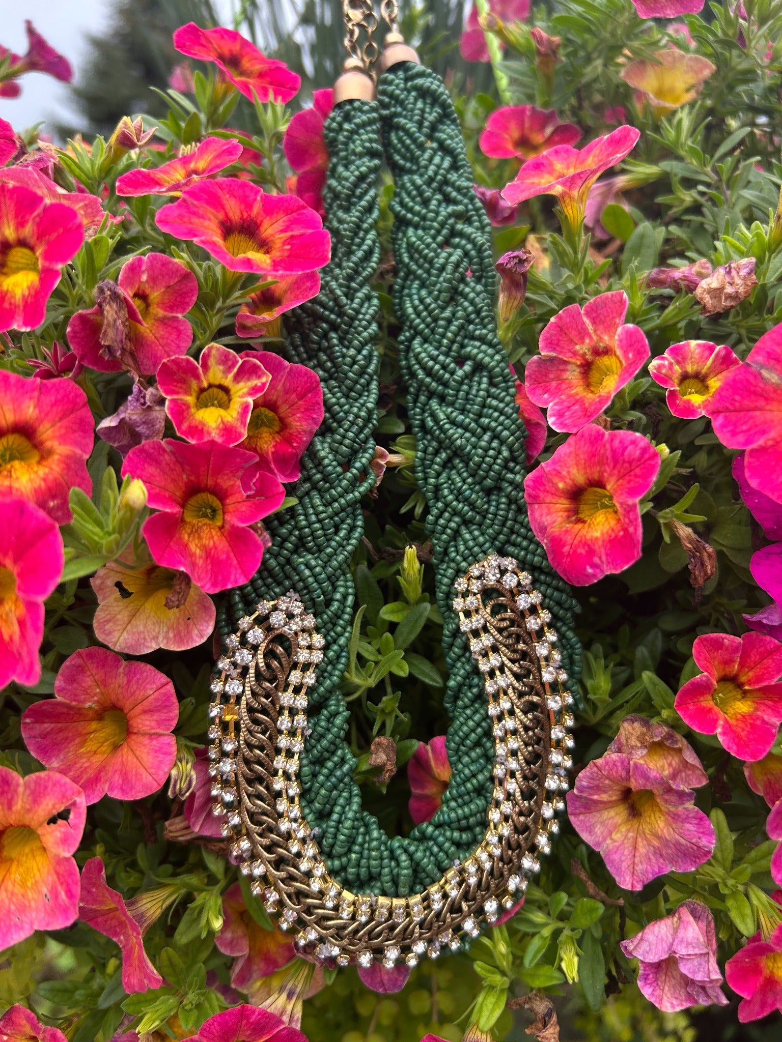 Vintage emerald green seed bead and rhinestone statement necklace