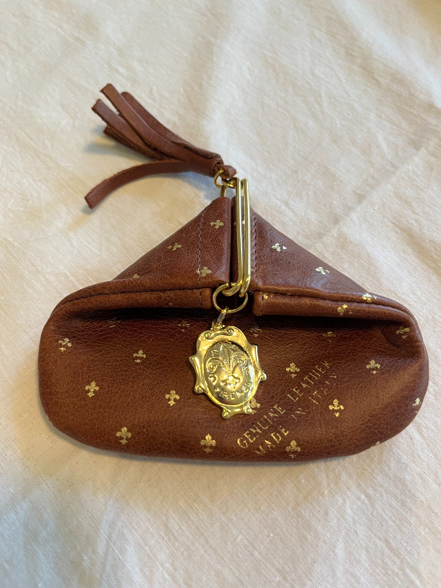 Vintage Italian brown leather fleur-de-lis coin purse