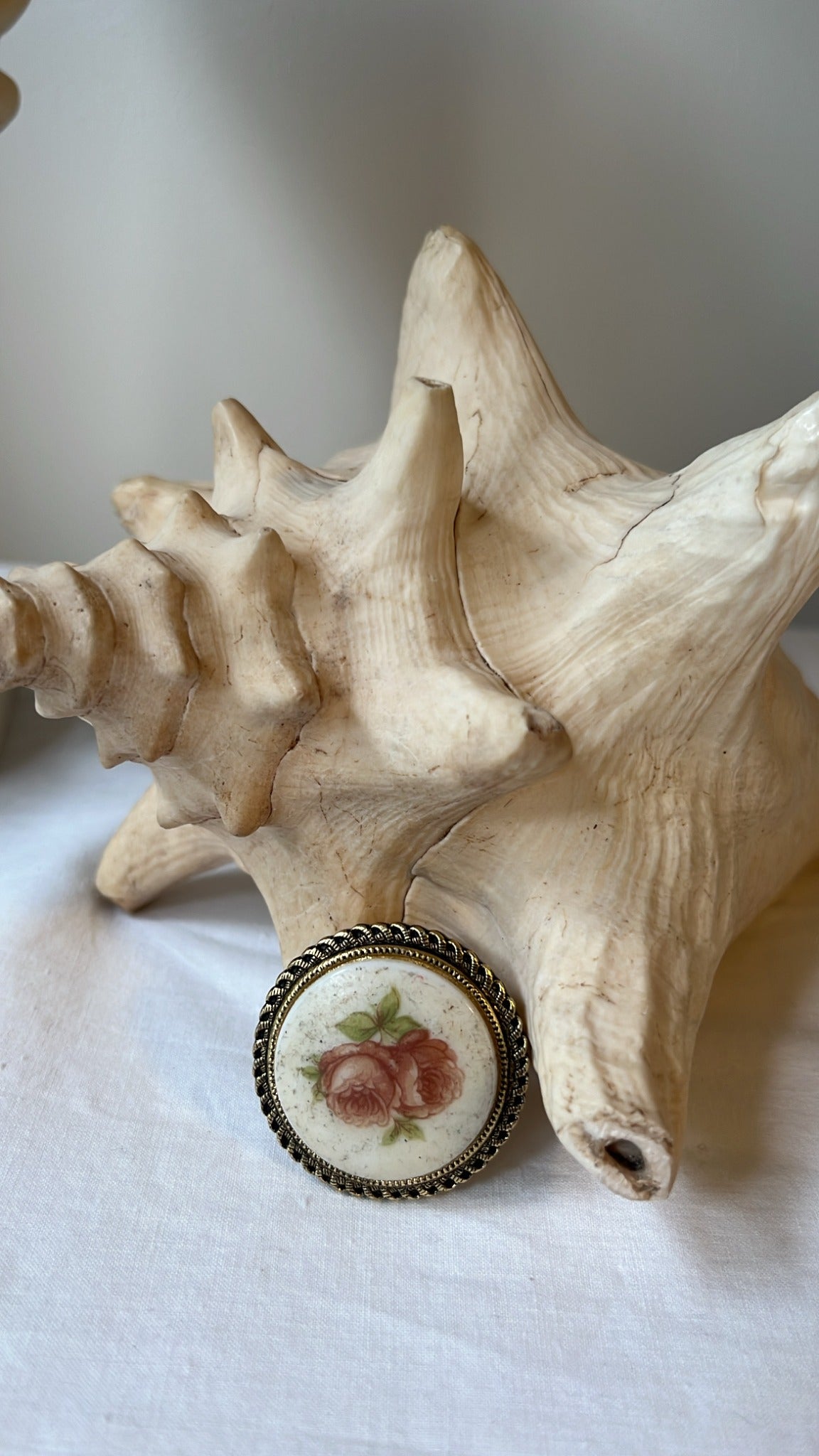 Vintage Porcelain-Style Rose Floral Brooch