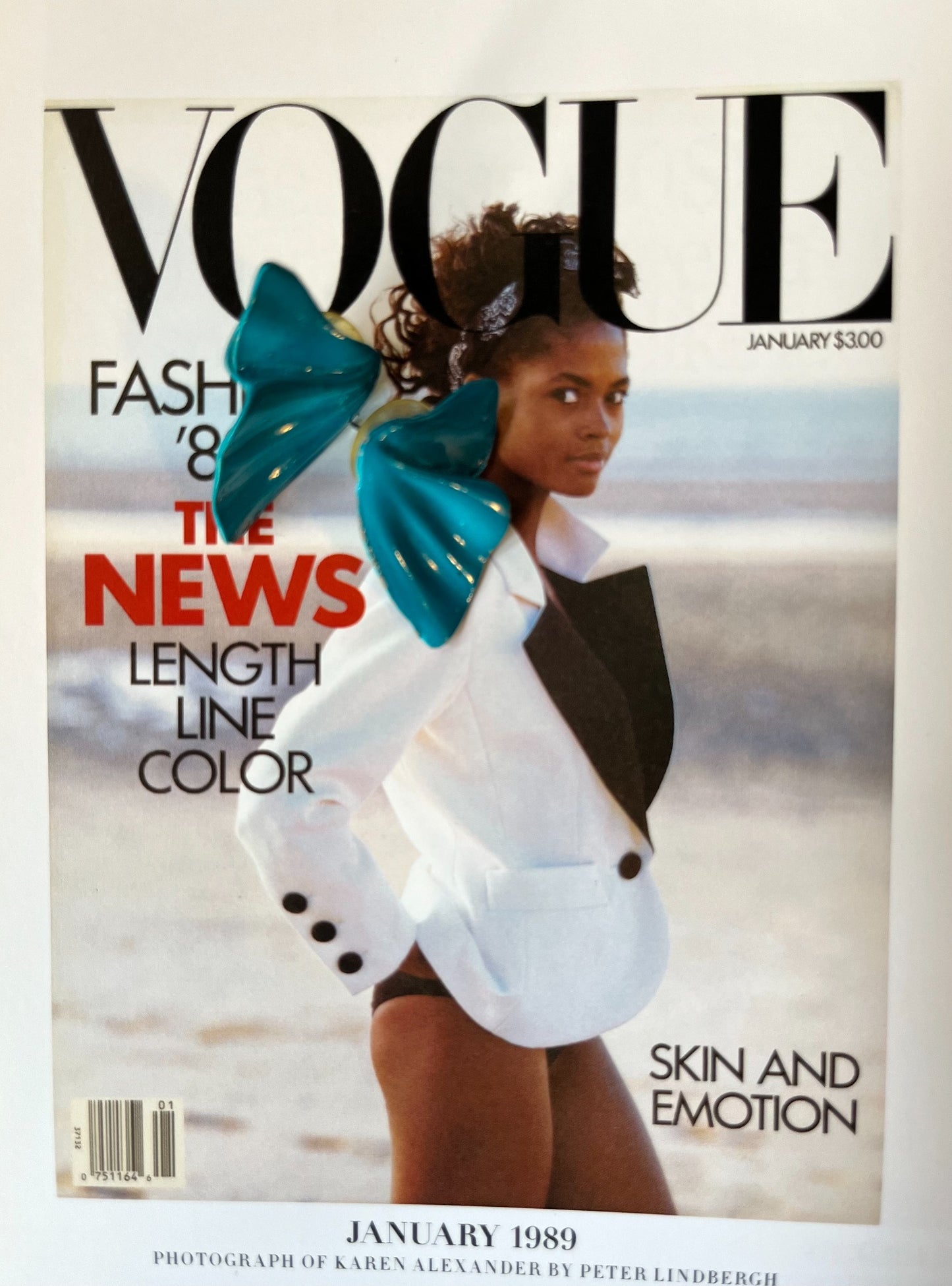 Vintage turquoise sculptural bow statement earrings