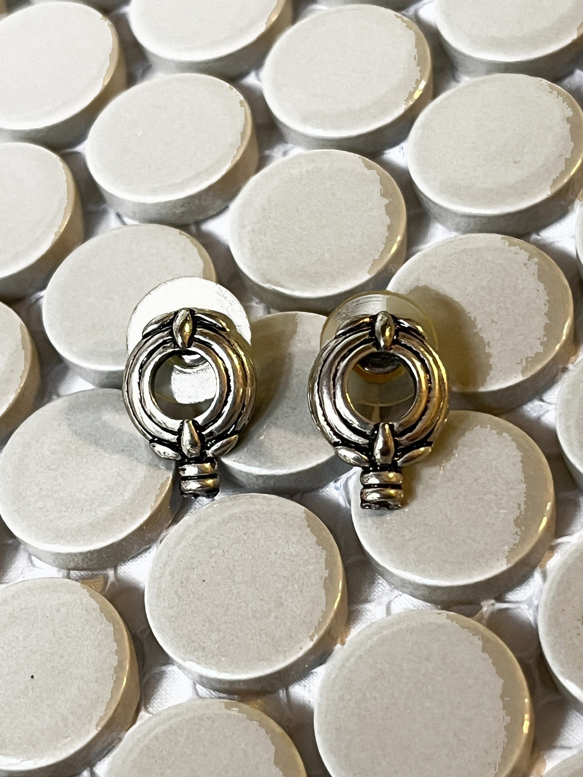 Vintage two-tone interwoven knot earrings